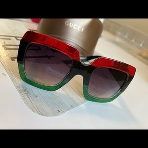 Gucci women sunglasses
